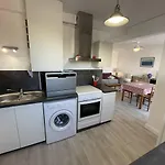 T2 Renove, Animaux Admis, Parking Securise, Proche Et Port - Saint-cyprien - Fr-1-106-69