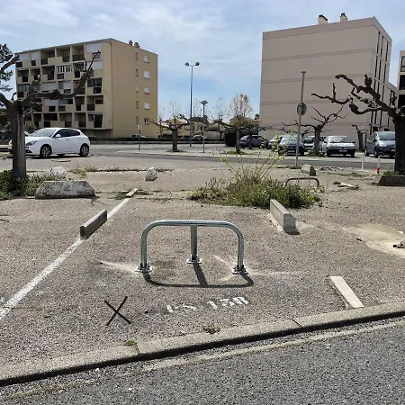 T2 Rénové, Animaux Admis, Parking Sécurisé, Proche Et Port - Saint-cyprien - Fr-1-106-69 *