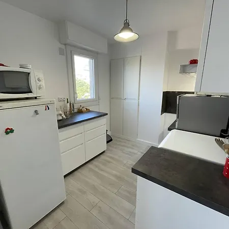 T2 Rénové, Animaux Admis, Parking Sécurisé, Proche Et Port - Saint-cyprien - Fr-1-106-69 Appartement *